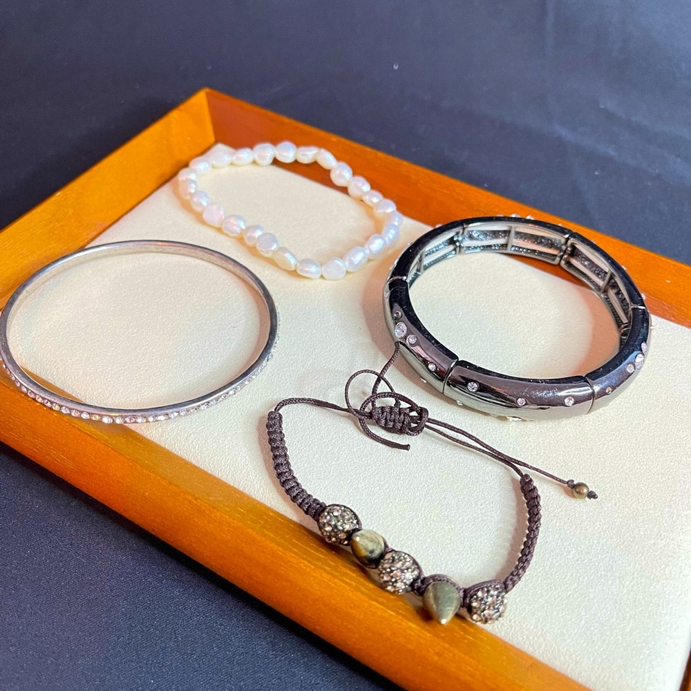 Bracelet set